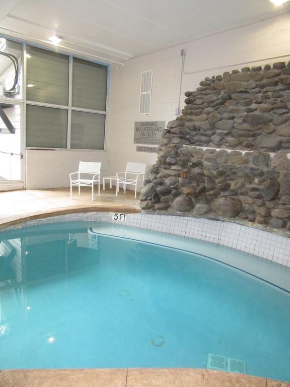 Country Inn & Suites Downtown Convention Center By Radisson, Gatlinburg, Tn Zewnętrze zdjęcie